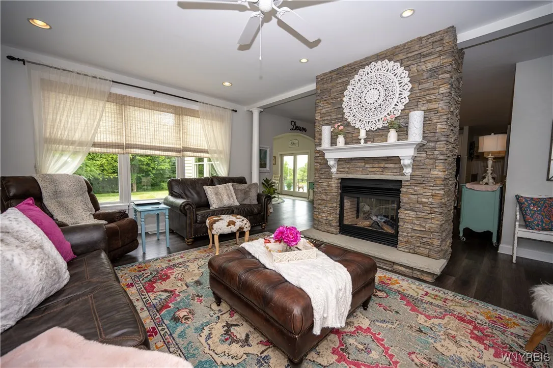 13573 Schang Road, Wales, New York 14052, Wales, New York 14052, 4 Bedrooms Bedrooms, 9 Rooms Rooms,3 BathroomsBathrooms,Residential,For Sale,13573 Schang Road, Wales, New York 14052,B1621647