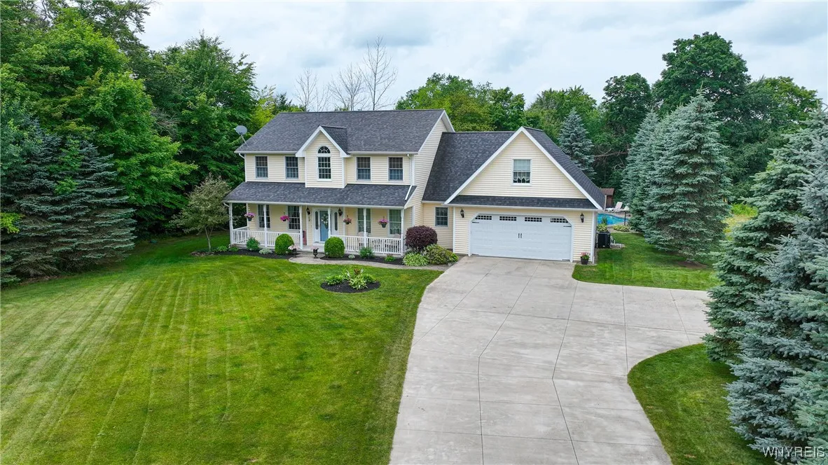 13573 Schang Road, Wales, New York 14052, Wales, New York 14052, 4 Bedrooms Bedrooms, 9 Rooms Rooms,3 BathroomsBathrooms,Residential,For Sale,13573 Schang Road, Wales, New York 14052,B1621647