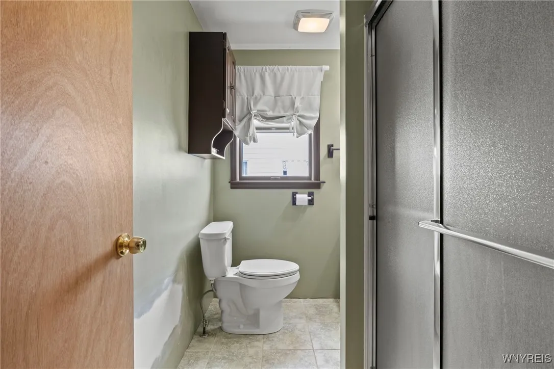 982 Pioneer Drive, North Tonawanda, New York 14120, North Tonawanda, New York 14120, 4 Bedrooms Bedrooms, 7 Rooms Rooms,1 BathroomBathrooms,Residential,For Sale,982 Pioneer Drive, North Tonawanda, New York 14120,B1621180