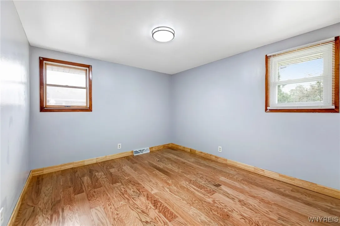41 Dennis Lane, Cheektowaga, New York 14227, Cheektowaga, New York 14227, 3 Bedrooms Bedrooms, 6 Rooms Rooms,1 BathroomBathrooms,Residential,For Sale,41 Dennis Lane, Cheektowaga, New York 14227,B1622139