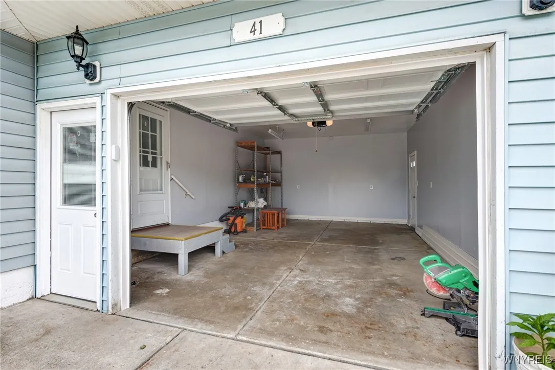 41 Dennis Lane, Cheektowaga, New York 14227, Cheektowaga, New York 14227, 3 Bedrooms Bedrooms, 6 Rooms Rooms,1 BathroomBathrooms,Residential,For Sale,41 Dennis Lane, Cheektowaga, New York 14227,B1622139
