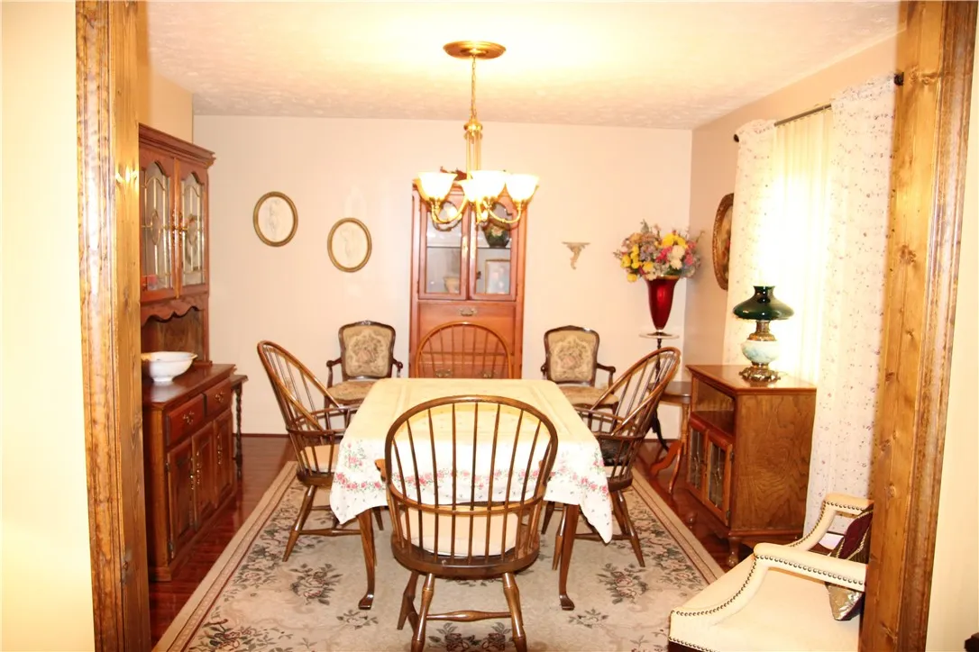 24 Spring Flower Drive, Chili, New York 14514, Chili, New York 14514, 3 Bedrooms Bedrooms, 5 Rooms Rooms,2 BathroomsBathrooms,Residential,For Sale,24 Spring Flower Drive, Chili, New York 14514,R1622259