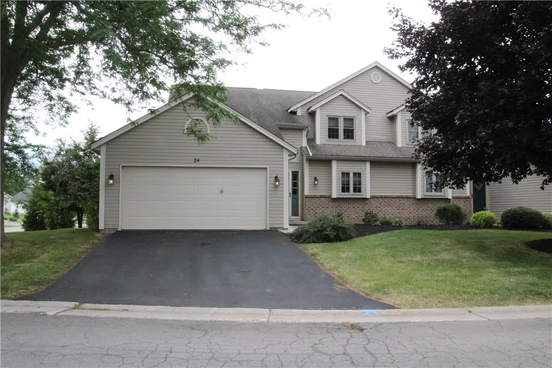 24 Spring Flower Drive, Chili, New York 14514, Chili, New York 14514, 3 Bedrooms Bedrooms, 5 Rooms Rooms,2 BathroomsBathrooms,Residential,For Sale,24 Spring Flower Drive, Chili, New York 14514,R1622259