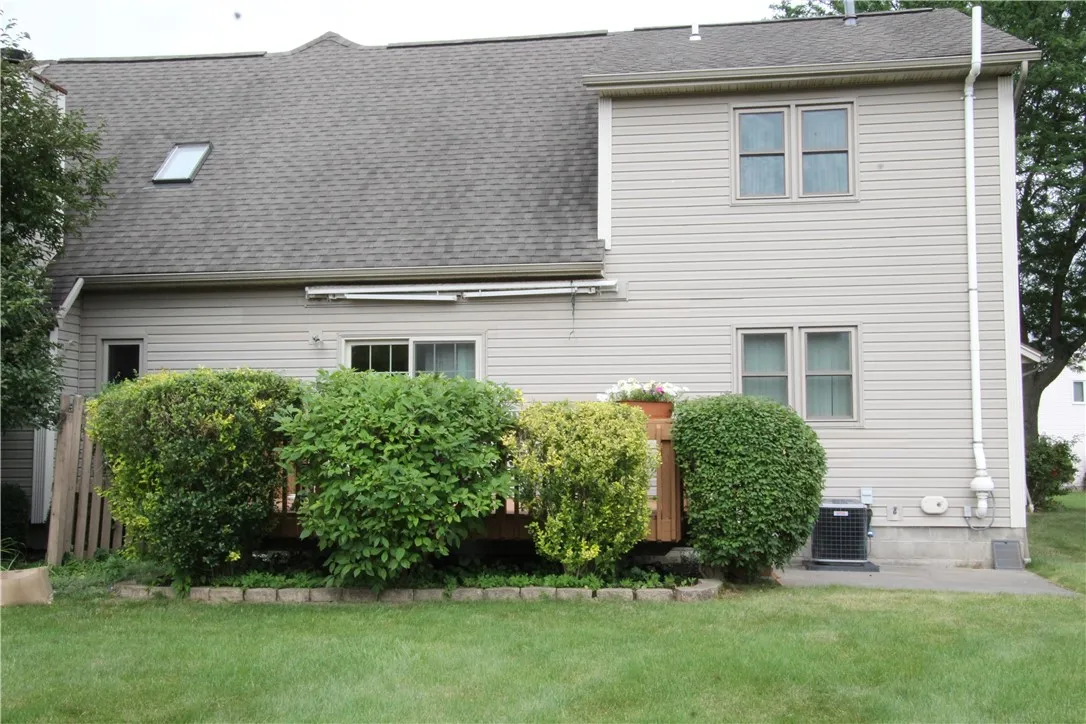 24 Spring Flower Drive, Chili, New York 14514, Chili, New York 14514, 3 Bedrooms Bedrooms, 5 Rooms Rooms,2 BathroomsBathrooms,Residential,For Sale,24 Spring Flower Drive, Chili, New York 14514,R1622259