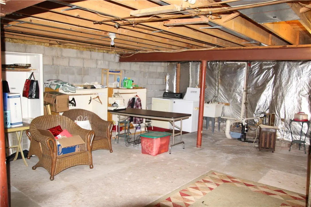 24 Spring Flower Drive, Chili, New York 14514, Chili, New York 14514, 3 Bedrooms Bedrooms, 5 Rooms Rooms,2 BathroomsBathrooms,Residential,For Sale,24 Spring Flower Drive, Chili, New York 14514,R1622259