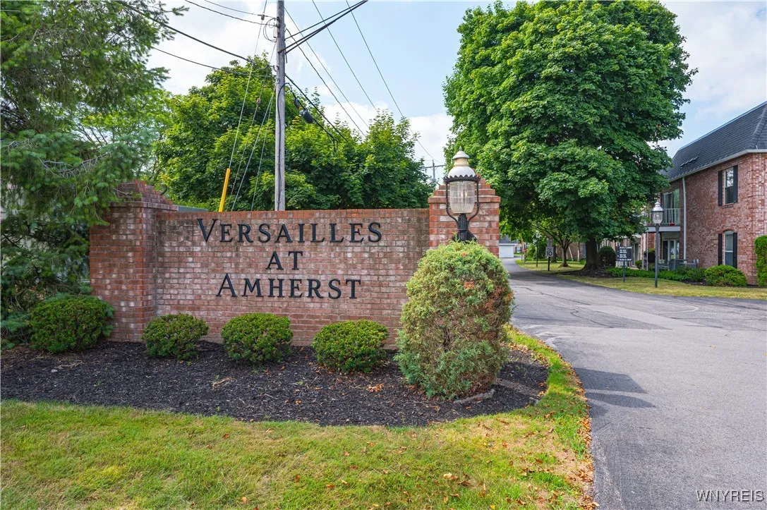 4547 Chestnut Ridge Road 109b, Amherst, New York 1, Amherst, New York 14228, 2 Bedrooms Bedrooms, 5 Rooms Rooms,2 BathroomsBathrooms,Residential,For Sale,4547 Chestnut Ridge Road 109b, Amherst, New York 1,B1622293