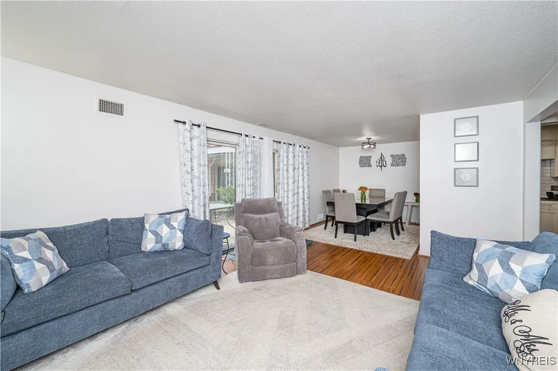 4547 Chestnut Ridge Road 109b, Amherst, New York 1, Amherst, New York 14228, 2 Bedrooms Bedrooms, 5 Rooms Rooms,2 BathroomsBathrooms,Residential,For Sale,4547 Chestnut Ridge Road 109b, Amherst, New York 1,B1622293