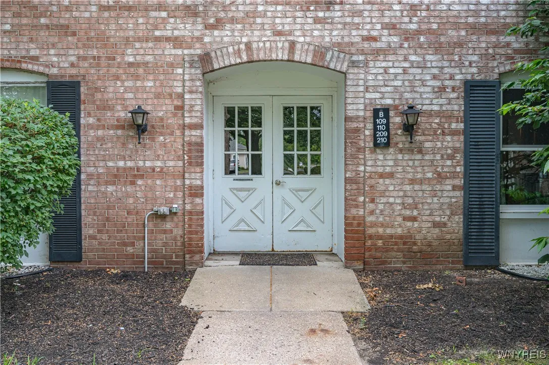 4547 Chestnut Ridge Road 109b, Amherst, New York 1, Amherst, New York 14228, 2 Bedrooms Bedrooms, 5 Rooms Rooms,2 BathroomsBathrooms,Residential,For Sale,4547 Chestnut Ridge Road 109b, Amherst, New York 1,B1622293