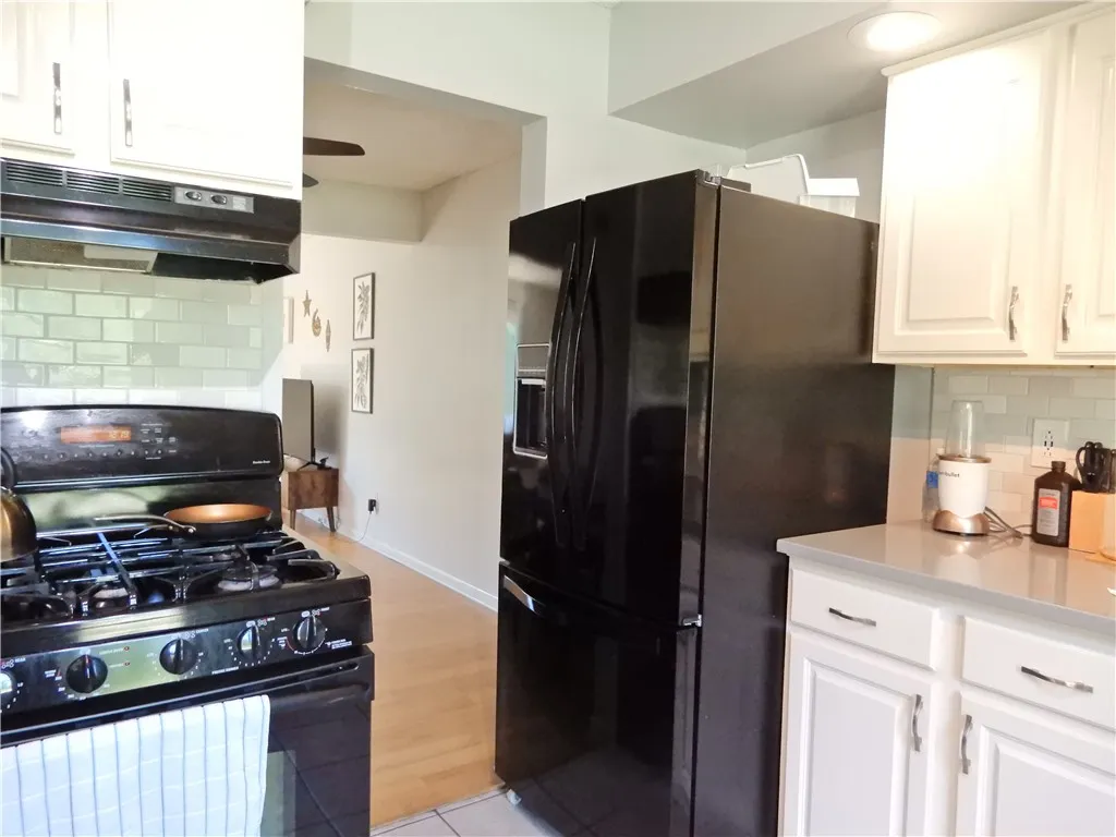 597 French Road, Brighton, New York 14618, Brighton, New York 14618, 2 Bedrooms Bedrooms, 6 Rooms Rooms,1 BathroomBathrooms,Residential Lease,For Rent,597 French Road, Brighton, New York 14618,R1620708
