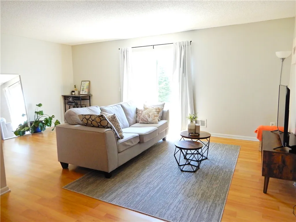 597 French Road, Brighton, New York 14618, Brighton, New York 14618, 2 Bedrooms Bedrooms, 6 Rooms Rooms,1 BathroomBathrooms,Residential Lease,For Rent,597 French Road, Brighton, New York 14618,R1620708