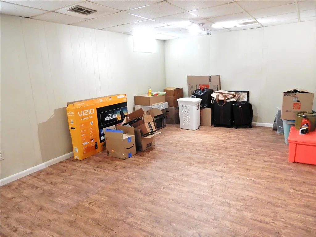 597 French Road, Brighton, New York 14618, Brighton, New York 14618, 2 Bedrooms Bedrooms, 6 Rooms Rooms,1 BathroomBathrooms,Residential Lease,For Rent,597 French Road, Brighton, New York 14618,R1620708