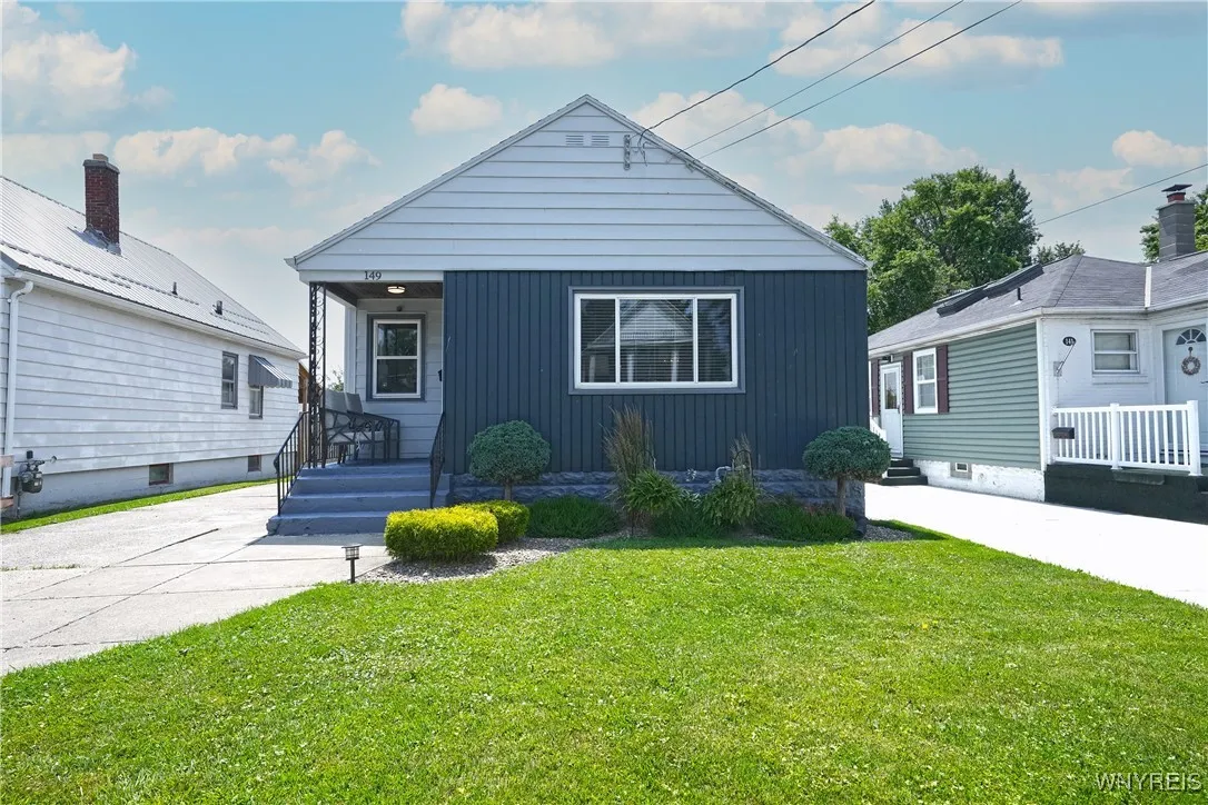 149 David Avenue, Cheektowaga, New York 14225, Cheektowaga, New York 14225, 2 Bedrooms Bedrooms, 8 Rooms Rooms,1 BathroomBathrooms,Residential,For Sale,149 David Avenue, Cheektowaga, New York 14225,B1621933