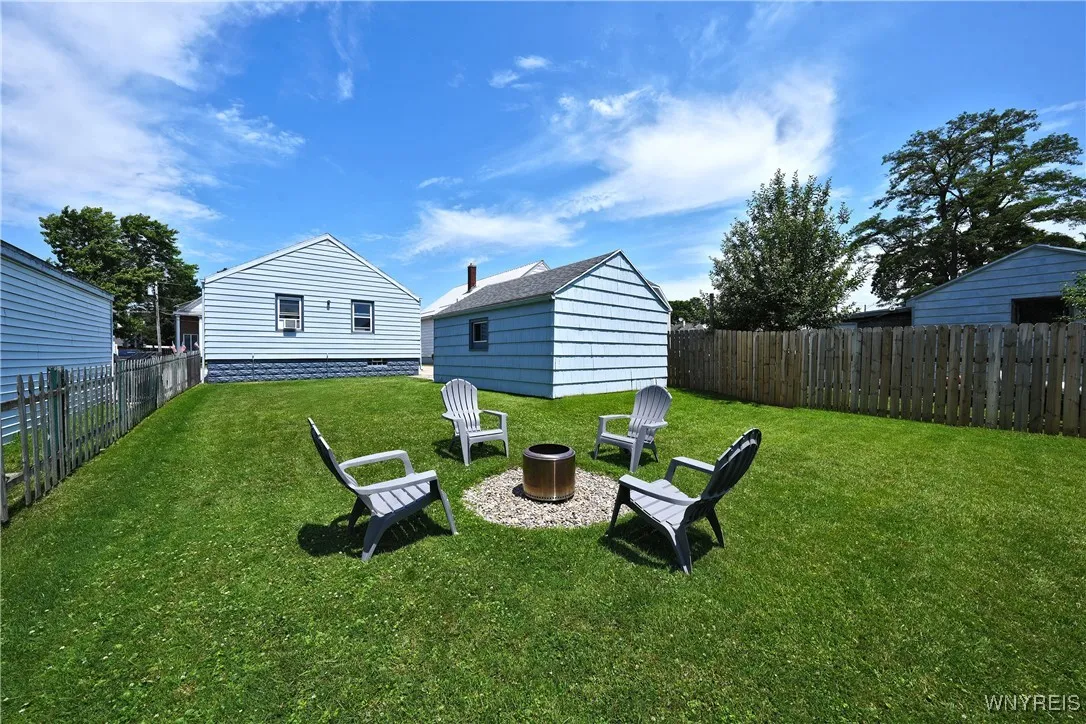 149 David Avenue, Cheektowaga, New York 14225, Cheektowaga, New York 14225, 2 Bedrooms Bedrooms, 8 Rooms Rooms,1 BathroomBathrooms,Residential,For Sale,149 David Avenue, Cheektowaga, New York 14225,B1621933