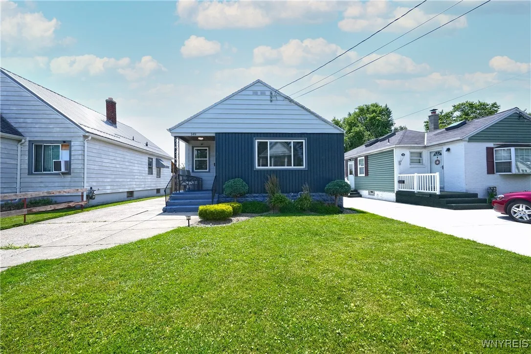 149 David Avenue, Cheektowaga, New York 14225, Cheektowaga, New York 14225, 2 Bedrooms Bedrooms, 8 Rooms Rooms,1 BathroomBathrooms,Residential,For Sale,149 David Avenue, Cheektowaga, New York 14225,B1621933