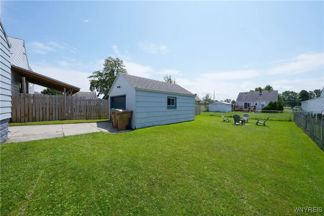 149 David Avenue, Cheektowaga, New York 14225, Cheektowaga, New York 14225, 2 Bedrooms Bedrooms, 8 Rooms Rooms,1 BathroomBathrooms,Residential,For Sale,149 David Avenue, Cheektowaga, New York 14225,B1621933