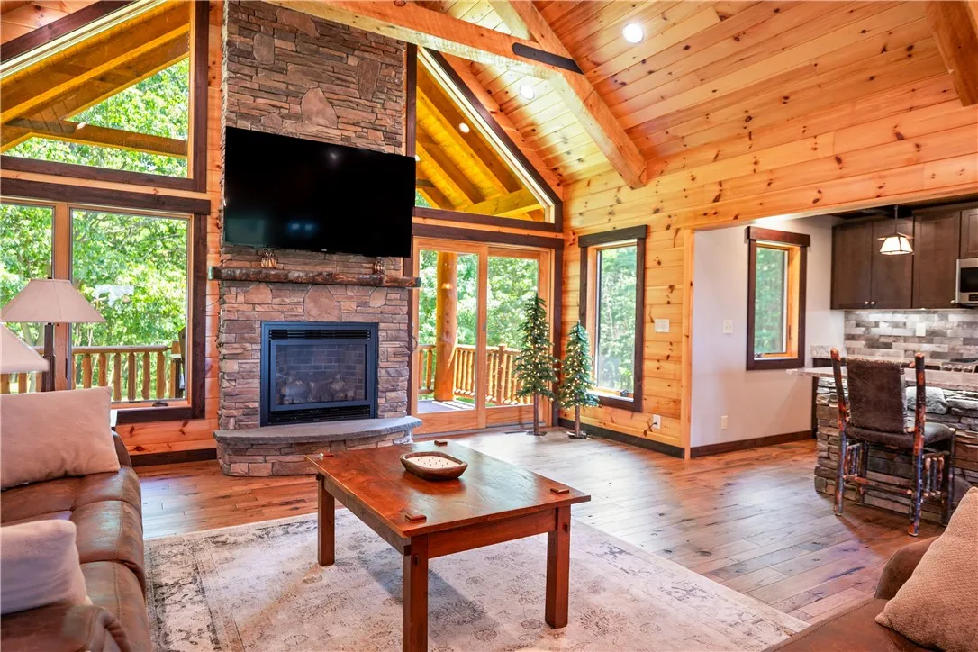 7992 County Road 41, Victor, New York 14564, Victor, New York 14564, 3 Bedrooms Bedrooms, 8 Rooms Rooms,2 BathroomsBathrooms,Residential,For Sale,7992 County Road 41, Victor, New York 14564,R1621432