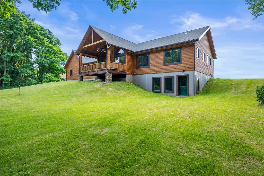 7992 County Road 41, Victor, New York 14564, Victor, New York 14564, 3 Bedrooms Bedrooms, 8 Rooms Rooms,2 BathroomsBathrooms,Residential,For Sale,7992 County Road 41, Victor, New York 14564,R1621432