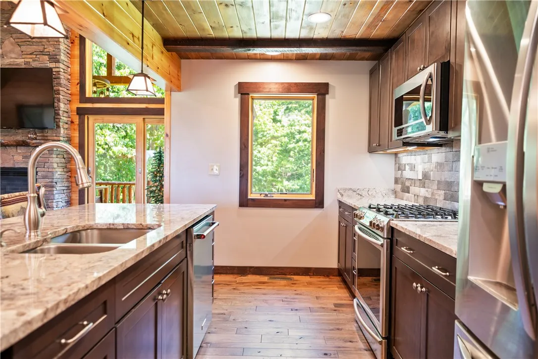 7992 County Road 41, Victor, New York 14564, Victor, New York 14564, 3 Bedrooms Bedrooms, 8 Rooms Rooms,2 BathroomsBathrooms,Residential,For Sale,7992 County Road 41, Victor, New York 14564,R1621432