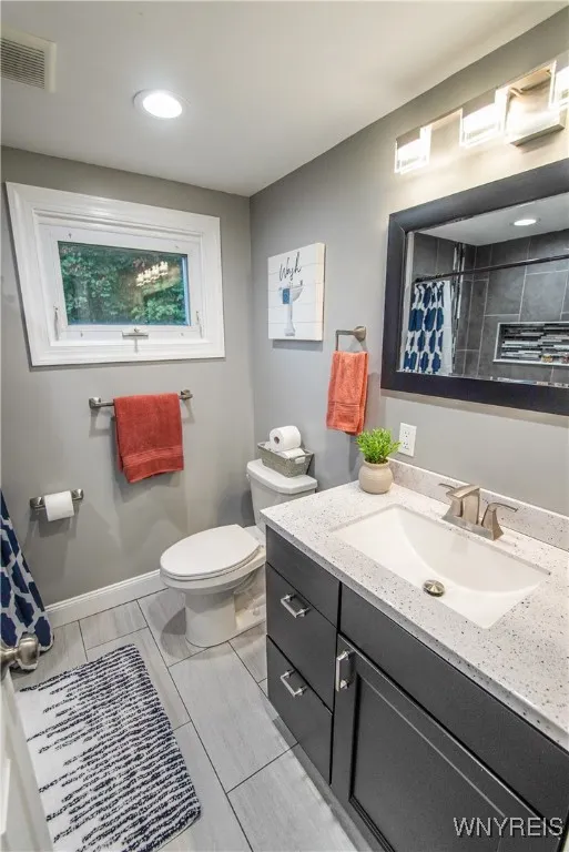 1010 Clearvue Drive, Alden, New York 14004, Alden, New York 14004, 4 Bedrooms Bedrooms, 9 Rooms Rooms,2 BathroomsBathrooms,Residential,For Sale,1010 Clearvue Drive, Alden, New York 14004,B1620914