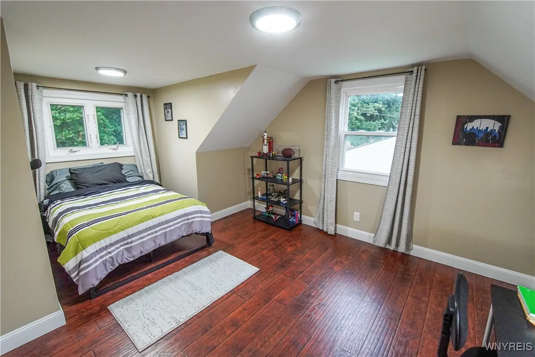 1010 Clearvue Drive, Alden, New York 14004, Alden, New York 14004, 4 Bedrooms Bedrooms, 9 Rooms Rooms,2 BathroomsBathrooms,Residential,For Sale,1010 Clearvue Drive, Alden, New York 14004,B1620914