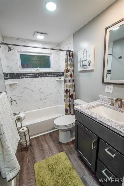 1010 Clearvue Drive, Alden, New York 14004, Alden, New York 14004, 4 Bedrooms Bedrooms, 9 Rooms Rooms,2 BathroomsBathrooms,Residential,For Sale,1010 Clearvue Drive, Alden, New York 14004,B1620914