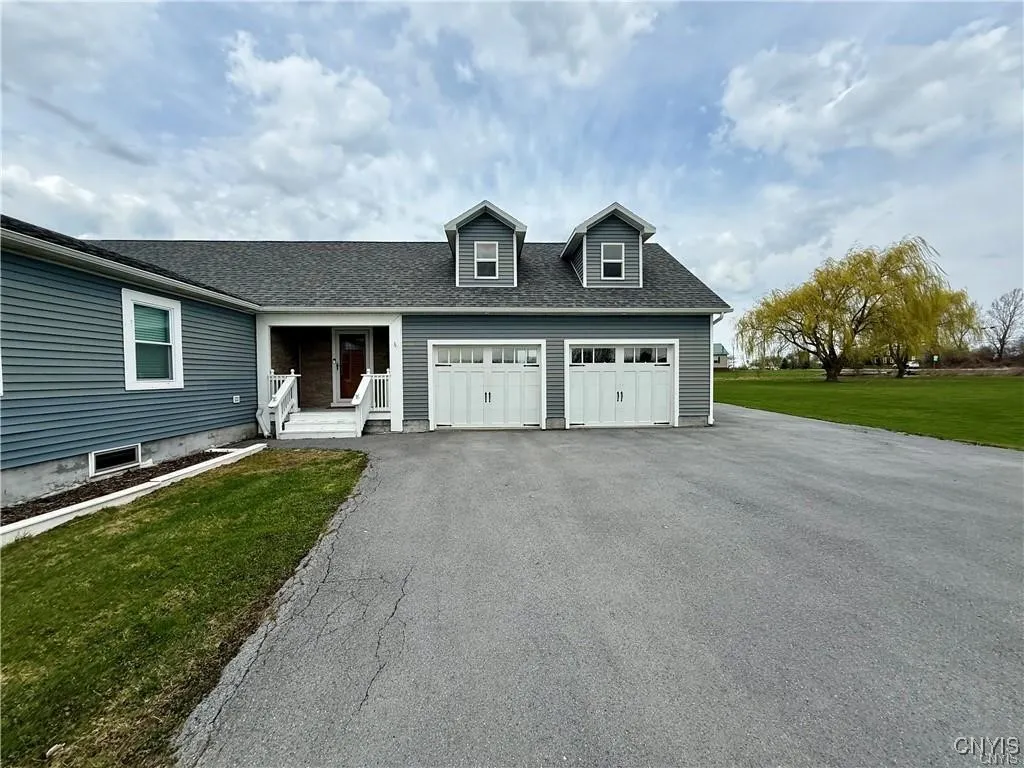 28053 Boat Launch Road, Lyme, New York 13622, Lyme, New York 13622, 4 Bedrooms Bedrooms, 7 Rooms Rooms,3 BathroomsBathrooms,Residential Lease,For Rent,28053 Boat Launch Road, Lyme, New York 13622,S1622357