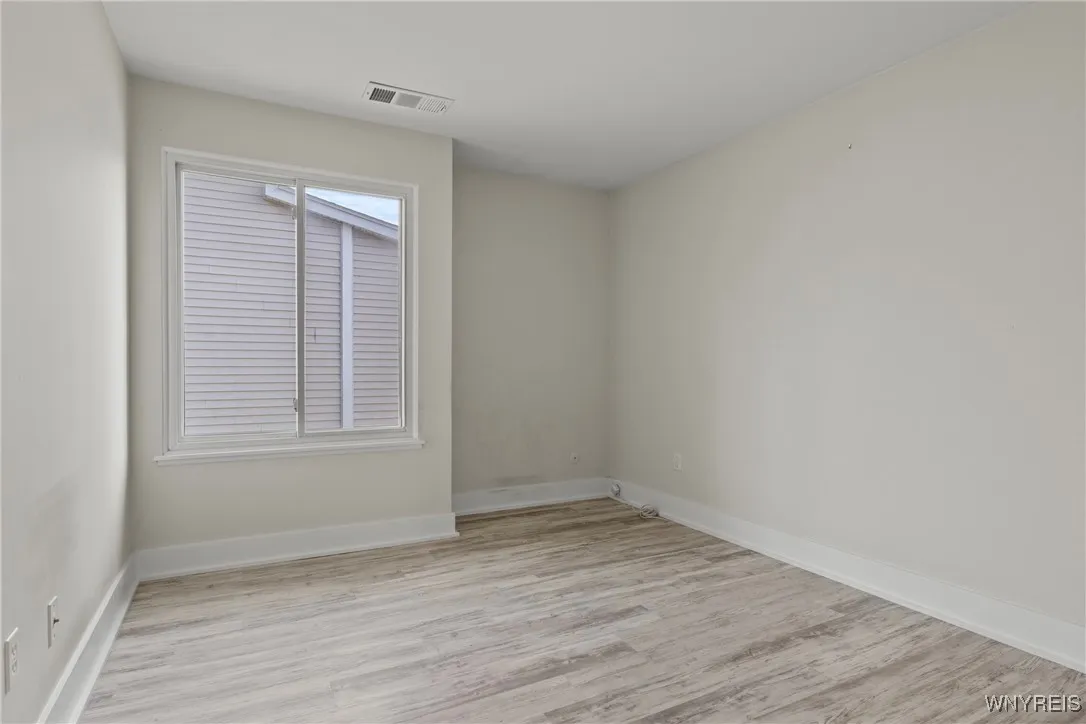 43 Beehunter Court D, Amherst, New York 14051, Amherst, New York 14051, 2 Bedrooms Bedrooms, 5 Rooms Rooms,2 BathroomsBathrooms,Residential,For Sale,43 Beehunter Court D, Amherst, New York 14051,B1622280