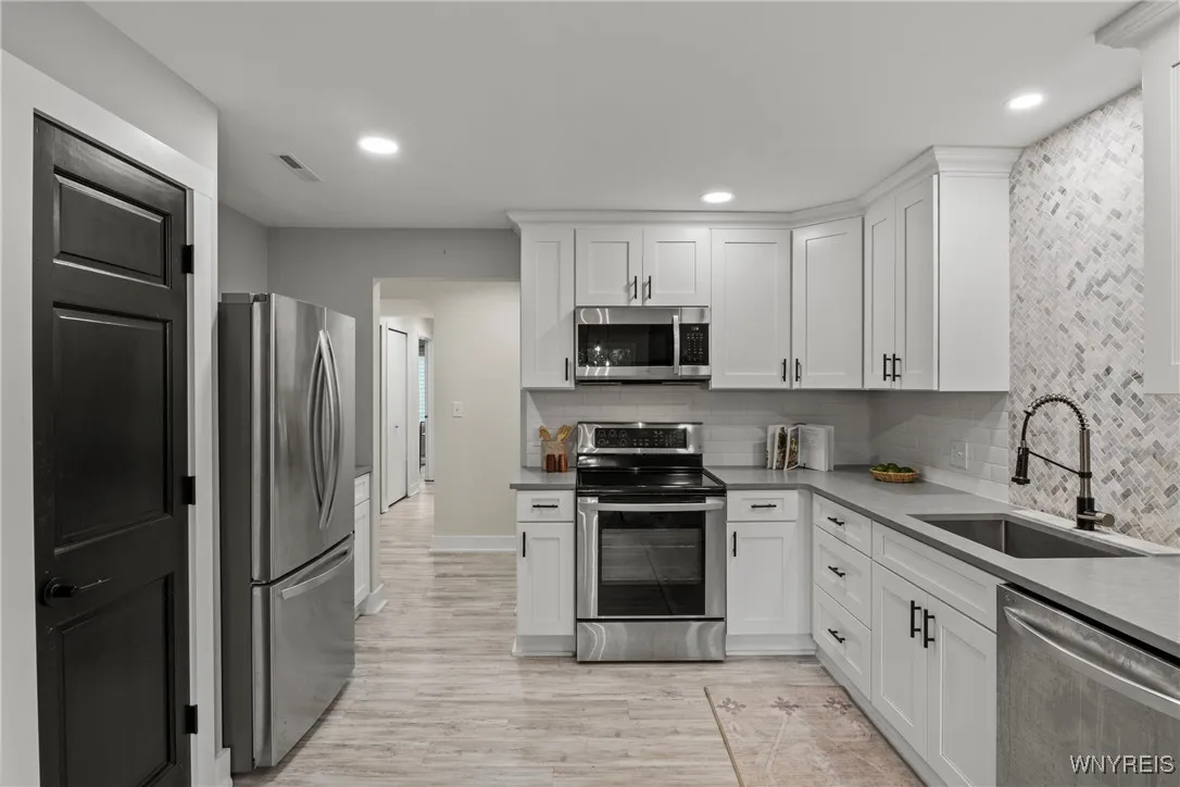43 Beehunter Court D, Amherst, New York 14051, Amherst, New York 14051, 2 Bedrooms Bedrooms, 5 Rooms Rooms,2 BathroomsBathrooms,Residential,For Sale,43 Beehunter Court D, Amherst, New York 14051,B1622280