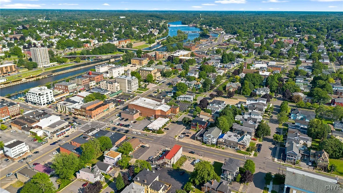51 West Bridge Street, Oswego, New York 13126, Oswego, New York 13126, ,Commercial Sale,For Sale,51 West Bridge Street, Oswego, New York 13126,S1621793