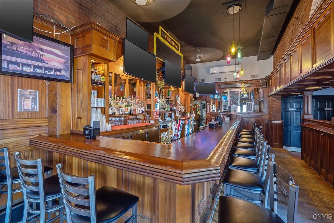 51 West Bridge Street, Oswego, New York 13126, Oswego, New York 13126, ,Commercial Sale,For Sale,51 West Bridge Street, Oswego, New York 13126,S1621793