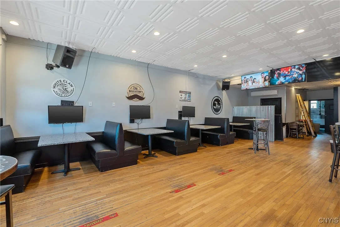 51 West Bridge Street, Oswego, New York 13126, Oswego, New York 13126, ,Commercial Sale,For Sale,51 West Bridge Street, Oswego, New York 13126,S1621793