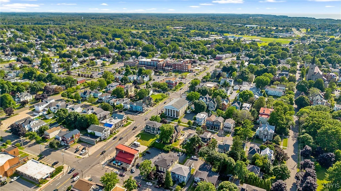 51 West Bridge Street, Oswego, New York 13126, Oswego, New York 13126, ,Commercial Sale,For Sale,51 West Bridge Street, Oswego, New York 13126,S1621793