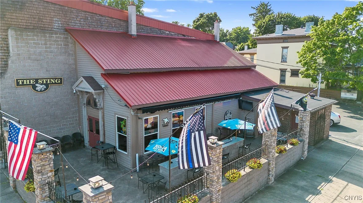 51 West Bridge Street, Oswego, New York 13126, Oswego, New York 13126, ,Commercial Sale,For Sale,51 West Bridge Street, Oswego, New York 13126,S1621793