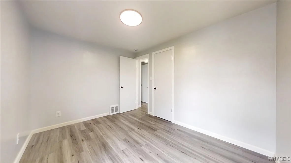 370 West W Girard Boulevard, Tonawanda, New York 1, Tonawanda, New York 14217, 3 Bedrooms Bedrooms, 5 Rooms Rooms,1 BathroomBathrooms,Residential,For Sale,370 West W Girard Boulevard, Tonawanda, New York 1,B1622339