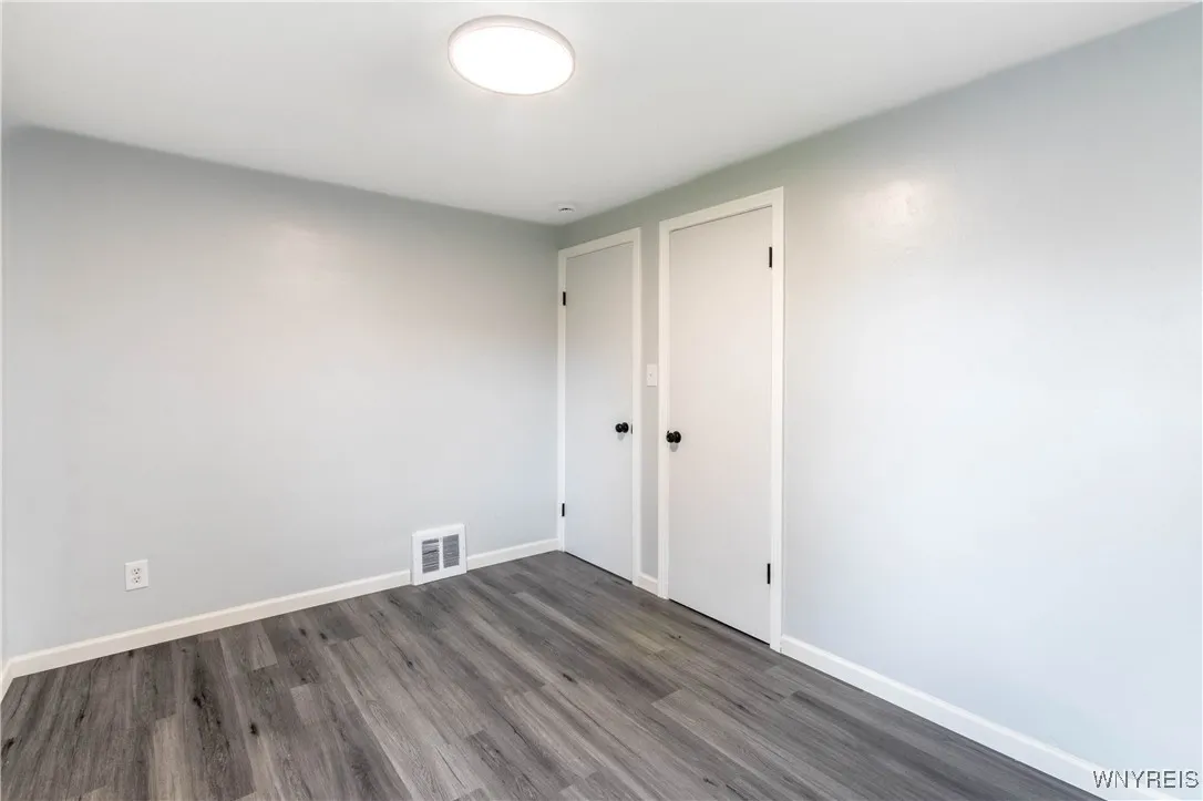 370 West W Girard Boulevard, Tonawanda, New York 1, Tonawanda, New York 14217, 3 Bedrooms Bedrooms, 5 Rooms Rooms,1 BathroomBathrooms,Residential,For Sale,370 West W Girard Boulevard, Tonawanda, New York 1,B1622339