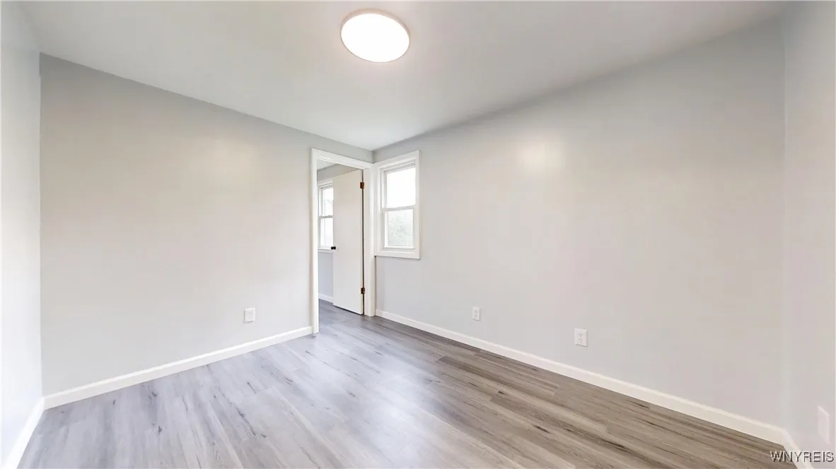 370 West W Girard Boulevard, Tonawanda, New York 1, Tonawanda, New York 14217, 3 Bedrooms Bedrooms, 5 Rooms Rooms,1 BathroomBathrooms,Residential,For Sale,370 West W Girard Boulevard, Tonawanda, New York 1,B1622339