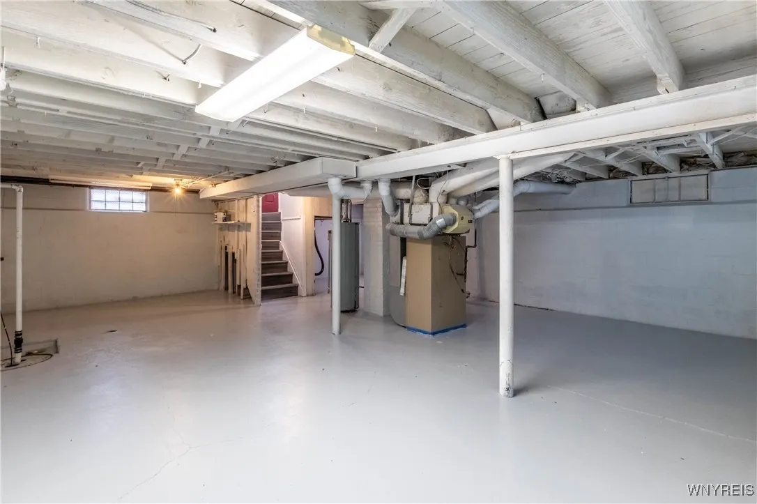 370 West W Girard Boulevard, Tonawanda, New York 1, Tonawanda, New York 14217, 3 Bedrooms Bedrooms, 5 Rooms Rooms,1 BathroomBathrooms,Residential,For Sale,370 West W Girard Boulevard, Tonawanda, New York 1,B1622339