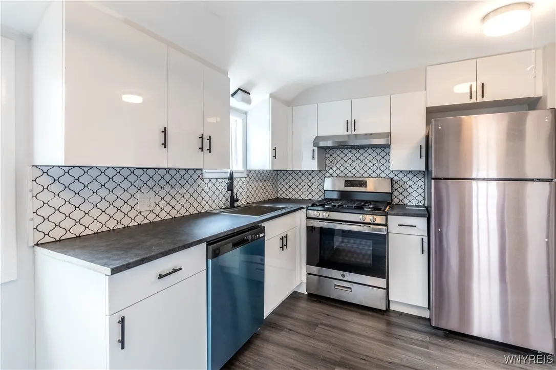 370 West W Girard Boulevard, Tonawanda, New York 1, Tonawanda, New York 14217, 3 Bedrooms Bedrooms, 5 Rooms Rooms,1 BathroomBathrooms,Residential,For Sale,370 West W Girard Boulevard, Tonawanda, New York 1,B1622339