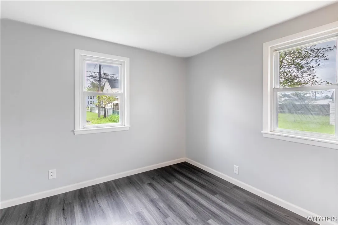 370 West W Girard Boulevard, Tonawanda, New York 1, Tonawanda, New York 14217, 3 Bedrooms Bedrooms, 5 Rooms Rooms,1 BathroomBathrooms,Residential,For Sale,370 West W Girard Boulevard, Tonawanda, New York 1,B1622339