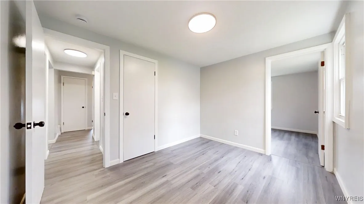 370 West W Girard Boulevard, Tonawanda, New York 1, Tonawanda, New York 14217, 3 Bedrooms Bedrooms, 5 Rooms Rooms,1 BathroomBathrooms,Residential,For Sale,370 West W Girard Boulevard, Tonawanda, New York 1,B1622339