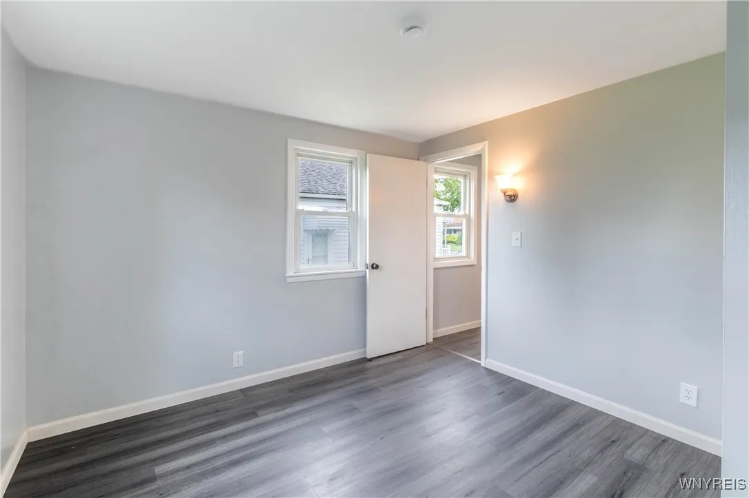 370 West W Girard Boulevard, Tonawanda, New York 1, Tonawanda, New York 14217, 3 Bedrooms Bedrooms, 5 Rooms Rooms,1 BathroomBathrooms,Residential,For Sale,370 West W Girard Boulevard, Tonawanda, New York 1,B1622339