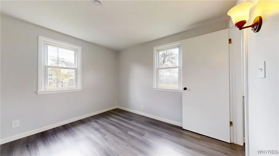 370 West W Girard Boulevard, Tonawanda, New York 1, Tonawanda, New York 14217, 3 Bedrooms Bedrooms, 5 Rooms Rooms,1 BathroomBathrooms,Residential,For Sale,370 West W Girard Boulevard, Tonawanda, New York 1,B1622339