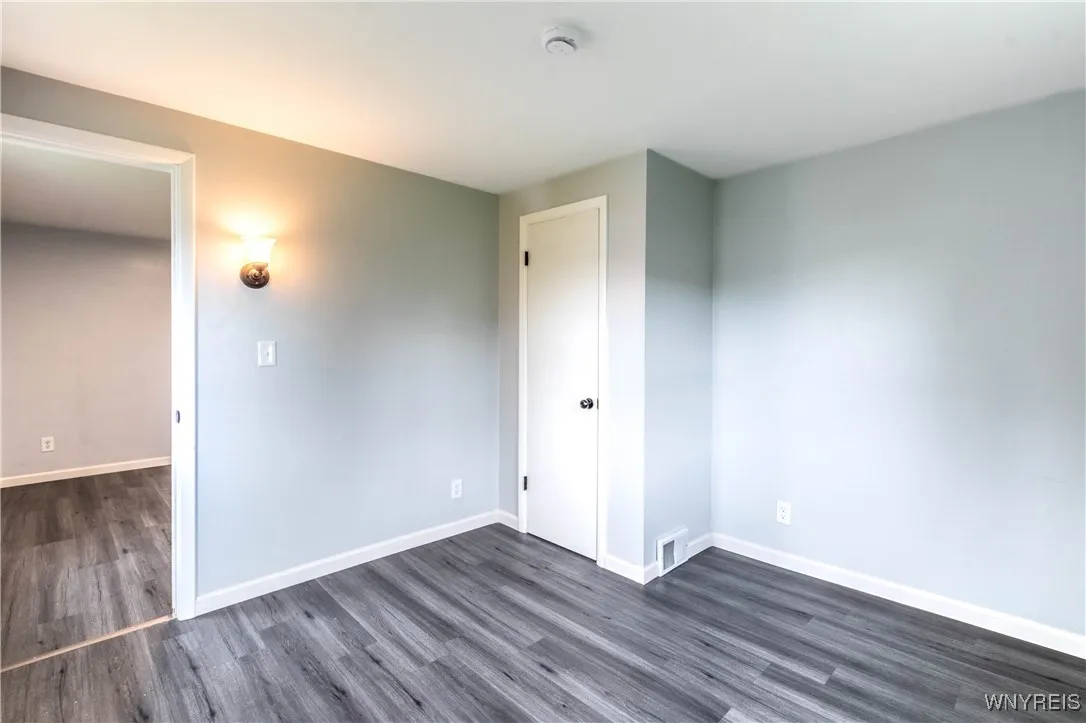 370 West W Girard Boulevard, Tonawanda, New York 1, Tonawanda, New York 14217, 3 Bedrooms Bedrooms, 5 Rooms Rooms,1 BathroomBathrooms,Residential,For Sale,370 West W Girard Boulevard, Tonawanda, New York 1,B1622339