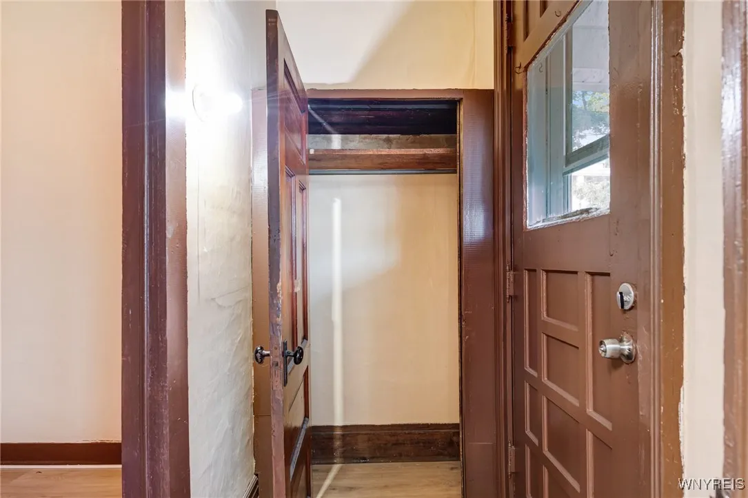 146 Longnecker Street, Buffalo, New York 14206, Buffalo, New York 14206, 4 Bedrooms Bedrooms, 5 Rooms Rooms,1 BathroomBathrooms,Residential,For Sale,146 Longnecker Street, Buffalo, New York 14206,B1622374