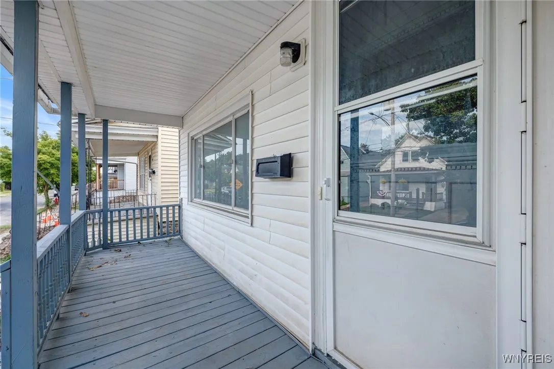 146 Longnecker Street, Buffalo, New York 14206, Buffalo, New York 14206, 4 Bedrooms Bedrooms, 5 Rooms Rooms,1 BathroomBathrooms,Residential,For Sale,146 Longnecker Street, Buffalo, New York 14206,B1622374