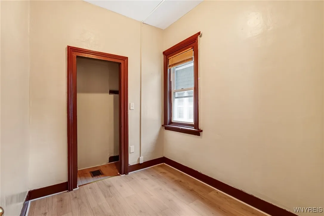 146 Longnecker Street, Buffalo, New York 14206, Buffalo, New York 14206, 4 Bedrooms Bedrooms, 5 Rooms Rooms,1 BathroomBathrooms,Residential,For Sale,146 Longnecker Street, Buffalo, New York 14206,B1622374