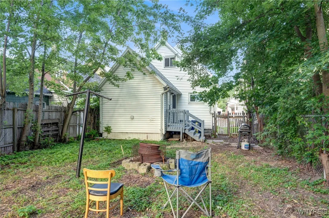 146 Longnecker Street, Buffalo, New York 14206, Buffalo, New York 14206, 4 Bedrooms Bedrooms, 5 Rooms Rooms,1 BathroomBathrooms,Residential,For Sale,146 Longnecker Street, Buffalo, New York 14206,B1622374