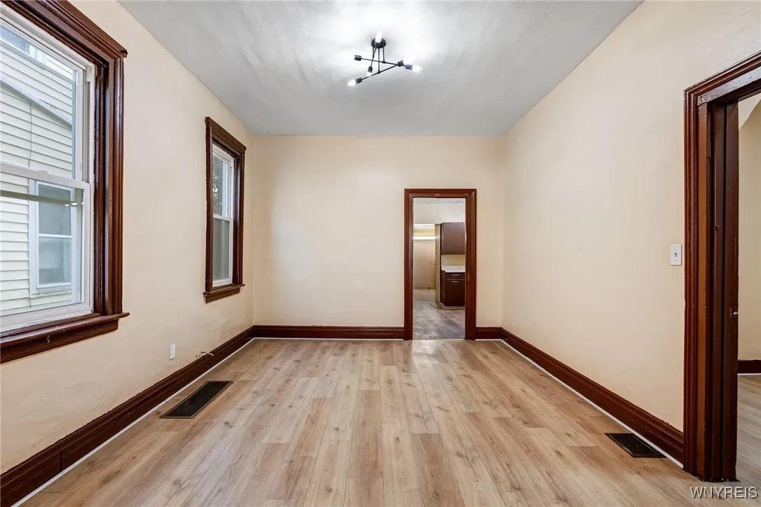 146 Longnecker Street, Buffalo, New York 14206, Buffalo, New York 14206, 4 Bedrooms Bedrooms, 5 Rooms Rooms,1 BathroomBathrooms,Residential,For Sale,146 Longnecker Street, Buffalo, New York 14206,B1622374