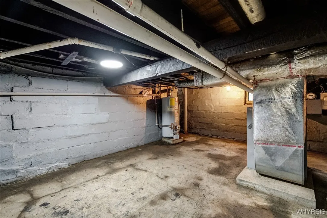 146 Longnecker Street, Buffalo, New York 14206, Buffalo, New York 14206, 4 Bedrooms Bedrooms, 5 Rooms Rooms,1 BathroomBathrooms,Residential,For Sale,146 Longnecker Street, Buffalo, New York 14206,B1622374