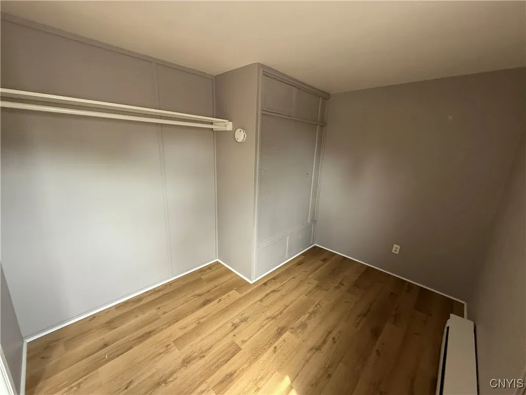 120 Hasbrouck Street 11, Syracuse, New York 13206, Syracuse, New York 13206, 1 Bedroom Bedrooms, 3 Rooms Rooms,1 BathroomBathrooms,Residential Lease,For Rent,120 Hasbrouck Street 11, Syracuse, New York 13206,S1622381